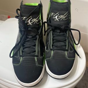 Jordan flights new and come with matching green laces, rare find sz 13